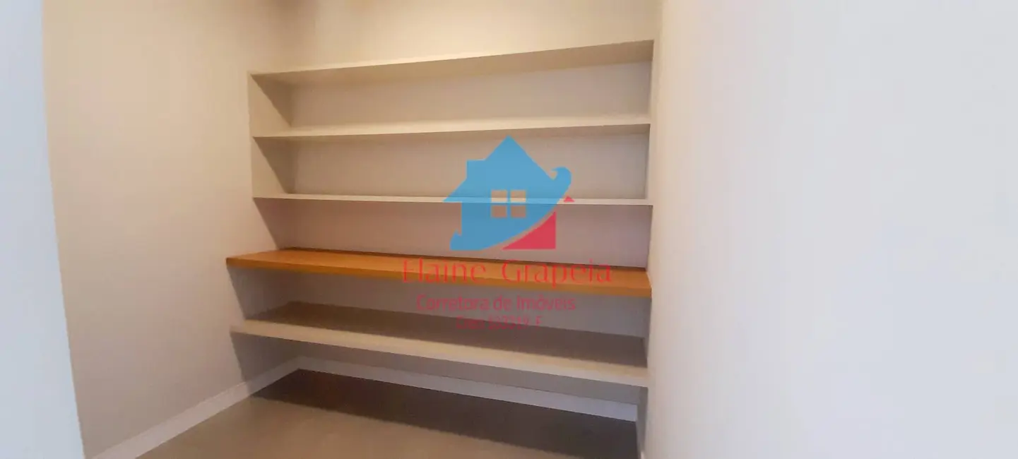 Casa à venda, 800m2 em Monte Alegre, Vinhedo - SP - imagem 9 Foto 9 de Casa à venda, 800m2 em Monte Alegre, Vinhedo - SP