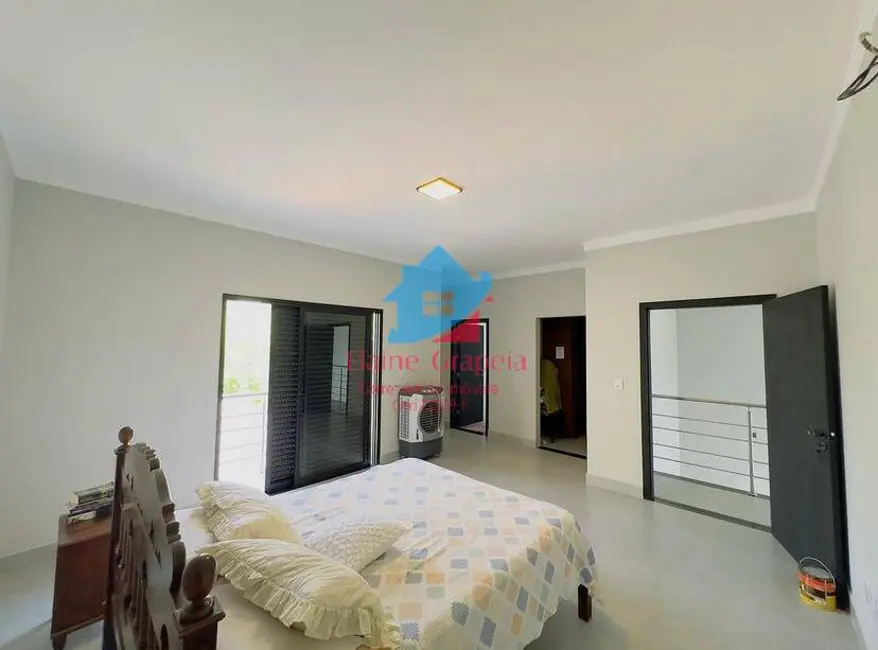 Casa com 2 quartos à venda, 300m2 em Marambaia, Vinhedo - SP - imagem 8 Foto 8 de Casa com 2 quartos à venda, 300m2 em Marambaia, Vinhedo - SP