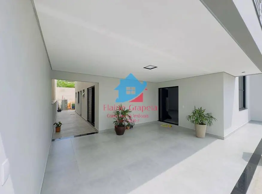 Foto 1 de Casa com 2 quartos à venda, 300m2 em Marambaia, Vinhedo - SP