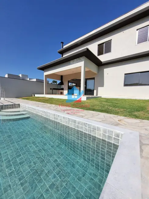 Foto 1 de Casa à venda, 527m2 em Louveira - SP