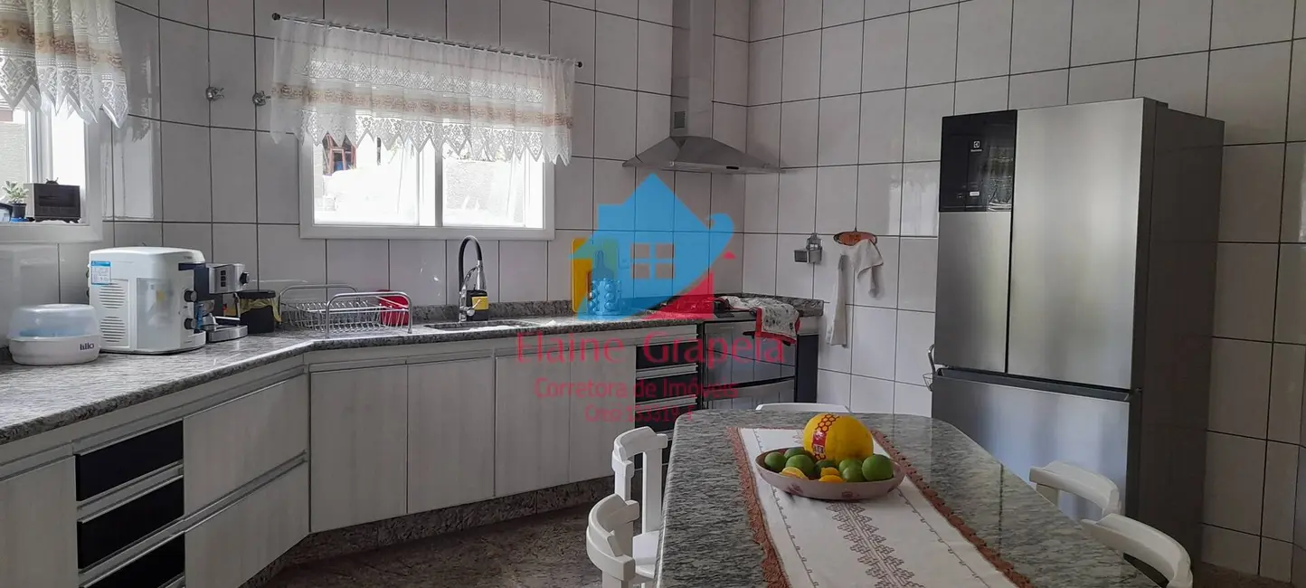 Casa com 4 quartos à venda, 875m2 em Marambaia, Vinhedo - SP - imagem 6 Foto 6 de Casa com 4 quartos à venda, 875m2 em Marambaia, Vinhedo - SP