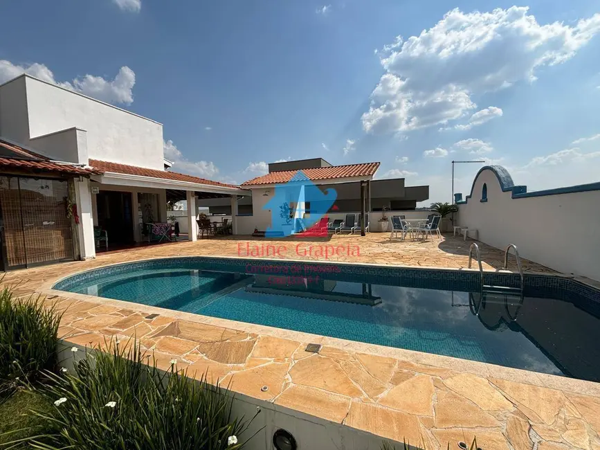 Foto 2 de Casa com 3 quartos à venda, 600m2 em Bosque, Vinhedo - SP