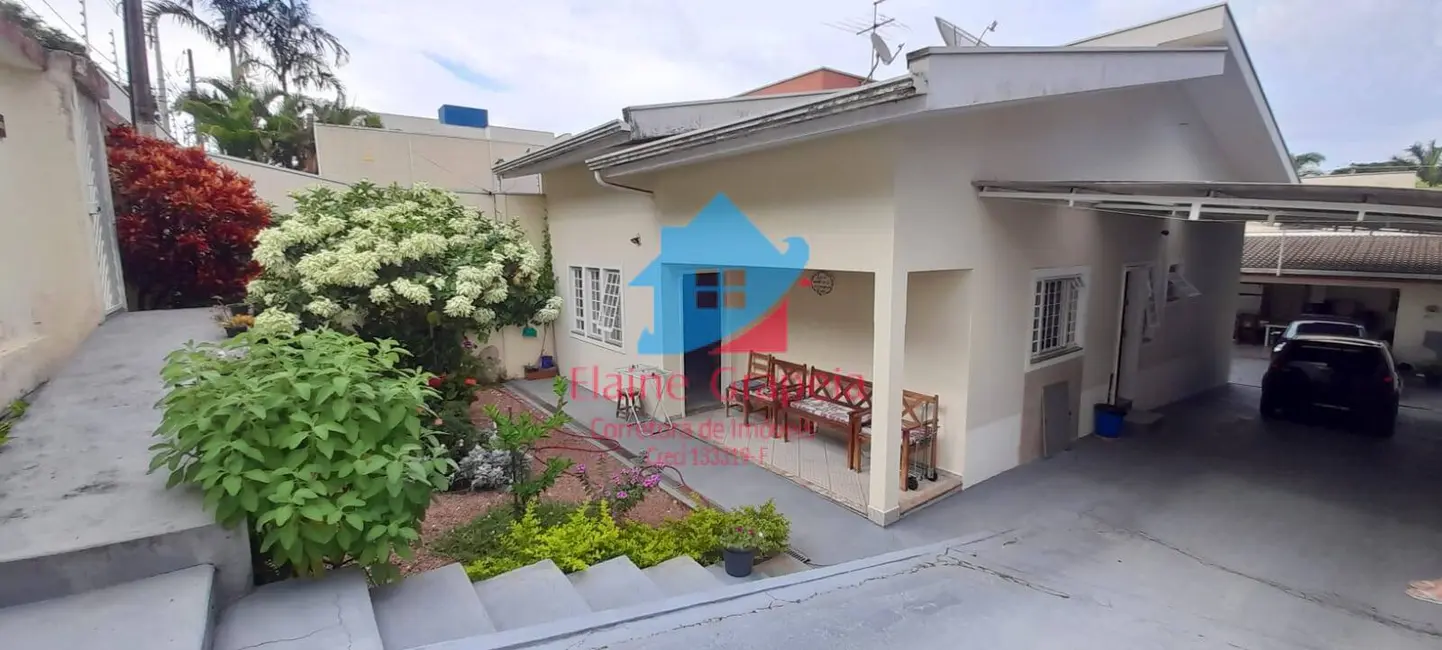 Foto 1 de Casa com 2 quartos à venda, 360m2 em Centro, Vinhedo - SP