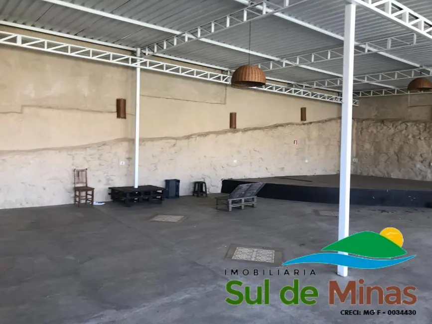 Foto 7 de Sala Comercial à venda, 970m2 em Centro, Munhoz - MG
