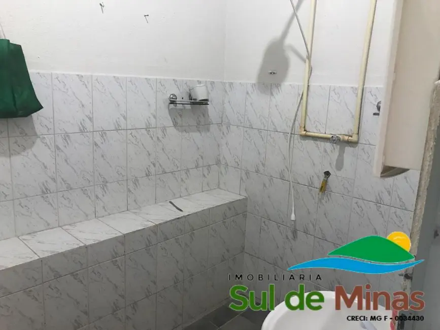 Foto 3 de Sala Comercial à venda, 970m2 em Centro, Munhoz - MG