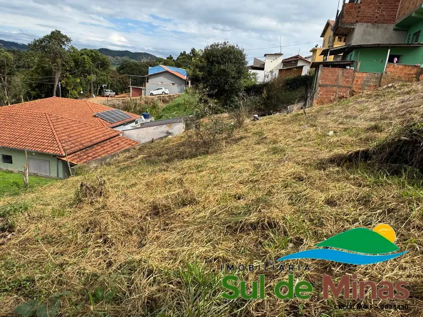 Foto 1 de Terreno / Lote à venda, 300m2 em Centro, Bueno Brandao - MG
