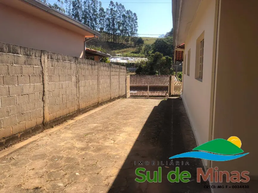 Foto 3 de Casa com 3 quartos à venda, 160m2 em Centro, Ouro Fino - MG