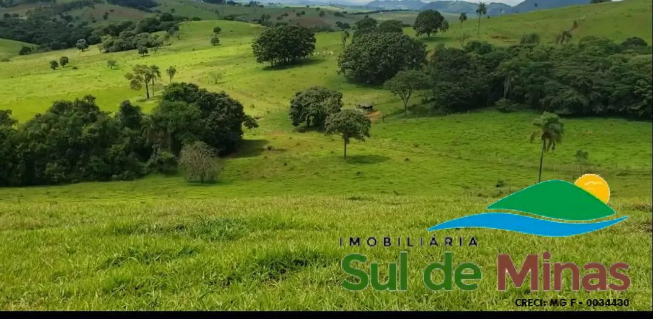 Foto 4 de Terreno / Lote à venda, 10m2 em Centro, Monte Siao - MG