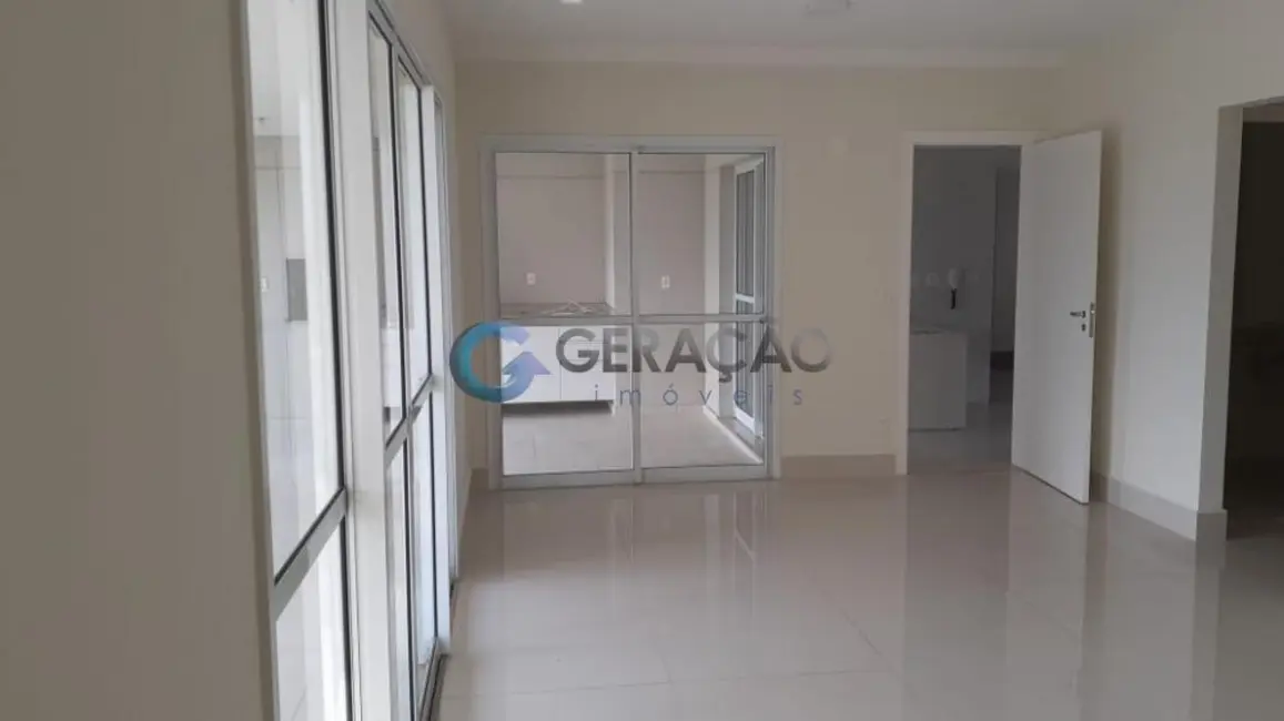 Foto 1 de Apartamento com 4 quartos para alugar, 140m2 em Sao Jose Dos Campos - SP
