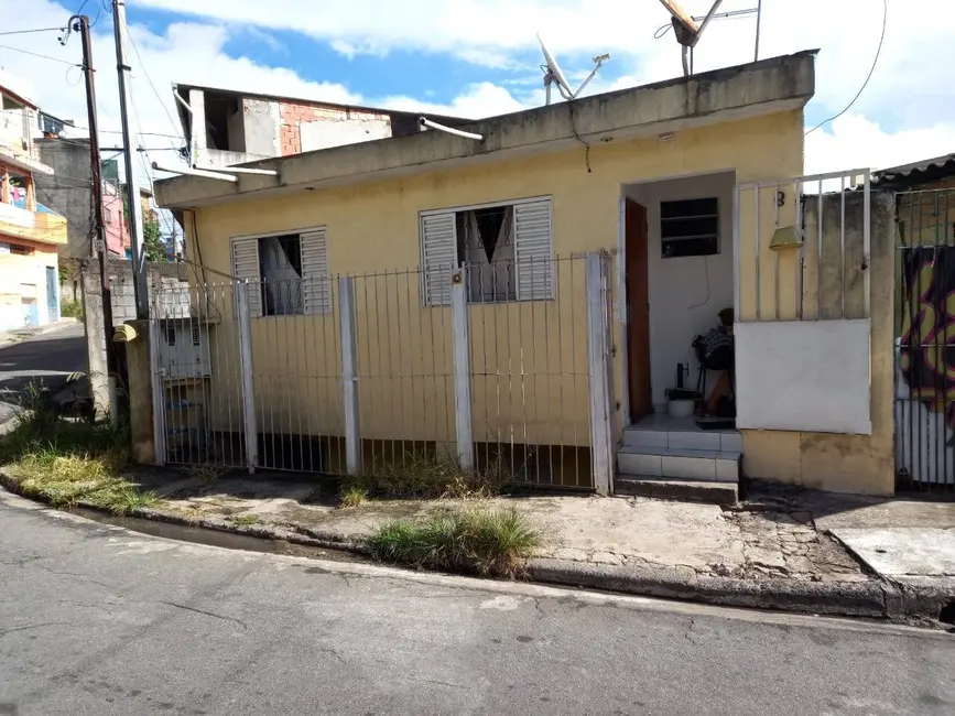 Foto 1 de Casa com 1 quarto à venda, 70m2 em Jardim Iracema, Taboao Da Serra - SP