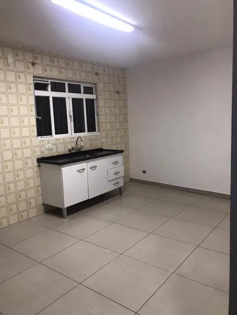 Foto 2 de Kitnet com 2 quartos para alugar, 50m2 em Jardim das Esmeraldas, São Paulo - SP