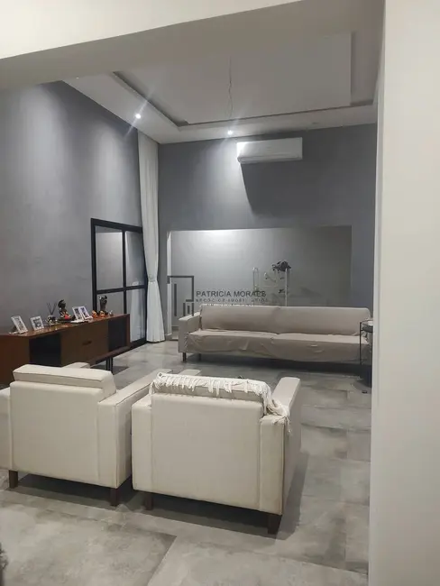 Foto 2 de Casa de Condomínio com 3 quartos à venda, 317m2 em Aracoiaba Da Serra - SP