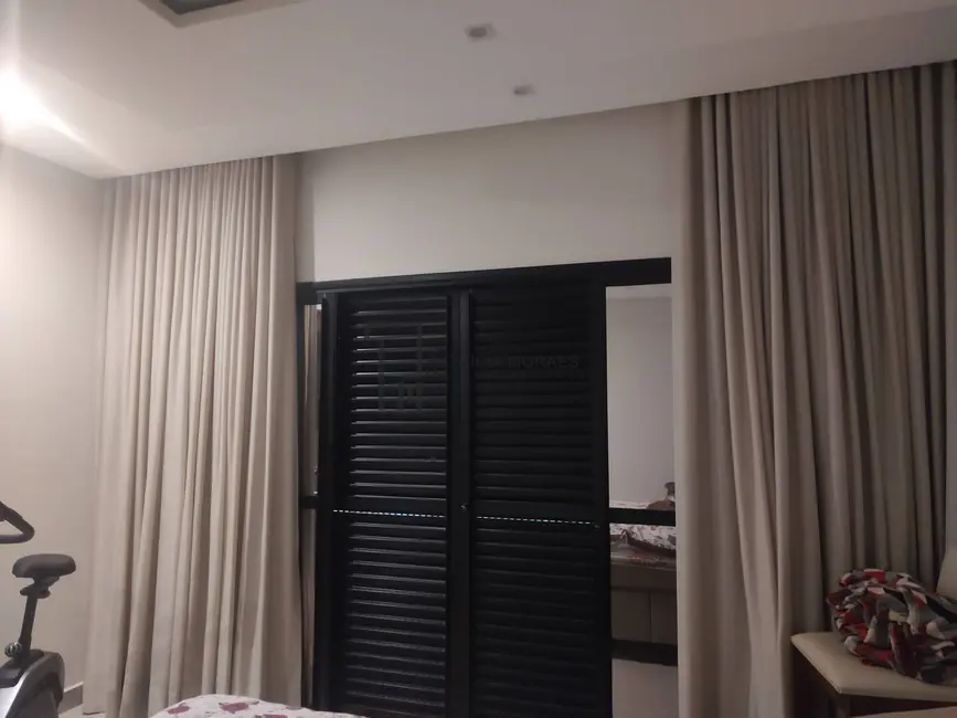 Casa de Condomínio com 3 quartos à venda, 317m2 em Aracoiaba Da Serra - SP - imagem 6 Foto 6 de Casa de Condomínio com 3 quartos à venda, 317m2 em Aracoiaba Da Serra - SP