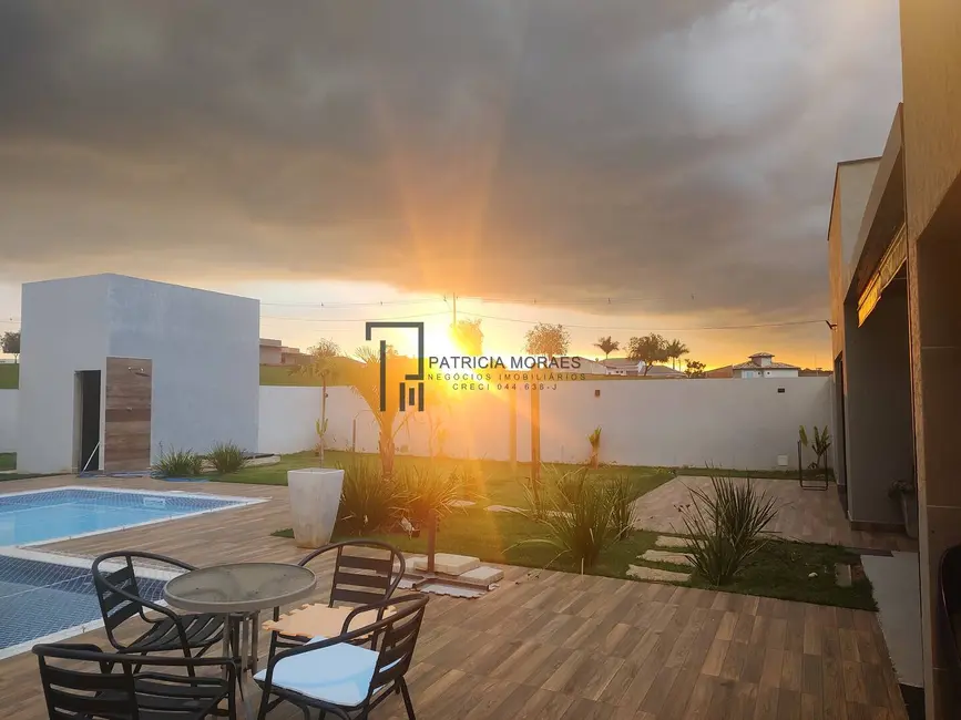 Casa de Condomínio com 3 quartos à venda, 317m2 em Aracoiaba Da Serra - SP - imagem 9 Foto 9 de Casa de Condomínio com 3 quartos à venda, 317m2 em Aracoiaba Da Serra - SP