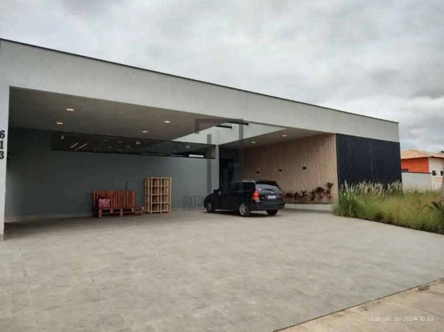 Foto 3 de Casa de Condomínio com 3 quartos à venda, 322m2 em Aracoiaba Da Serra - SP