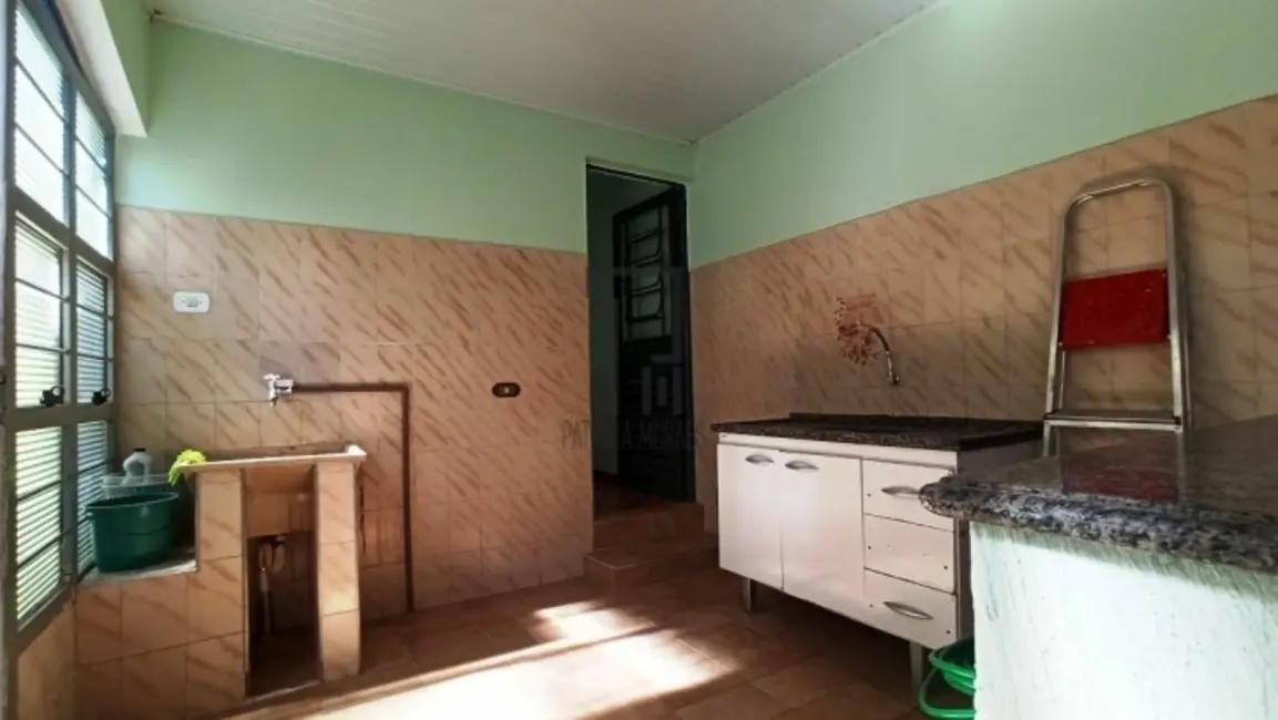 Foto 3 de Casa com 2 quartos à venda, 169m2 em Salto De Pirapora - SP