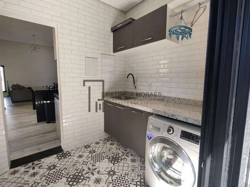 Foto 5 de Casa de Condomínio com 3 quartos à venda, 245m2 em Aracoiaba Da Serra - SP