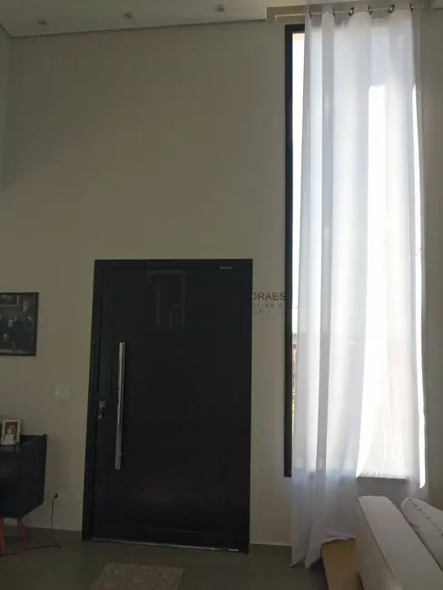 Foto 6 de Casa de Condomínio com 3 quartos à venda e para alugar, 162m2 em Aracoiaba Da Serra - SP