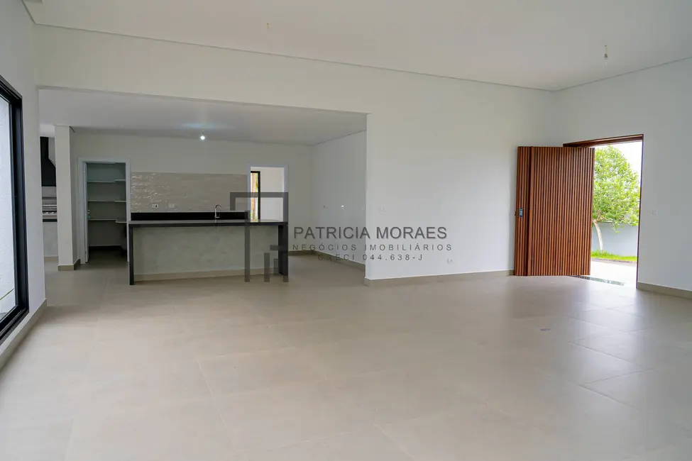 Foto 8 de Casa de Condomínio com 3 quartos à venda, 378m2 em Aracoiaba Da Serra - SP