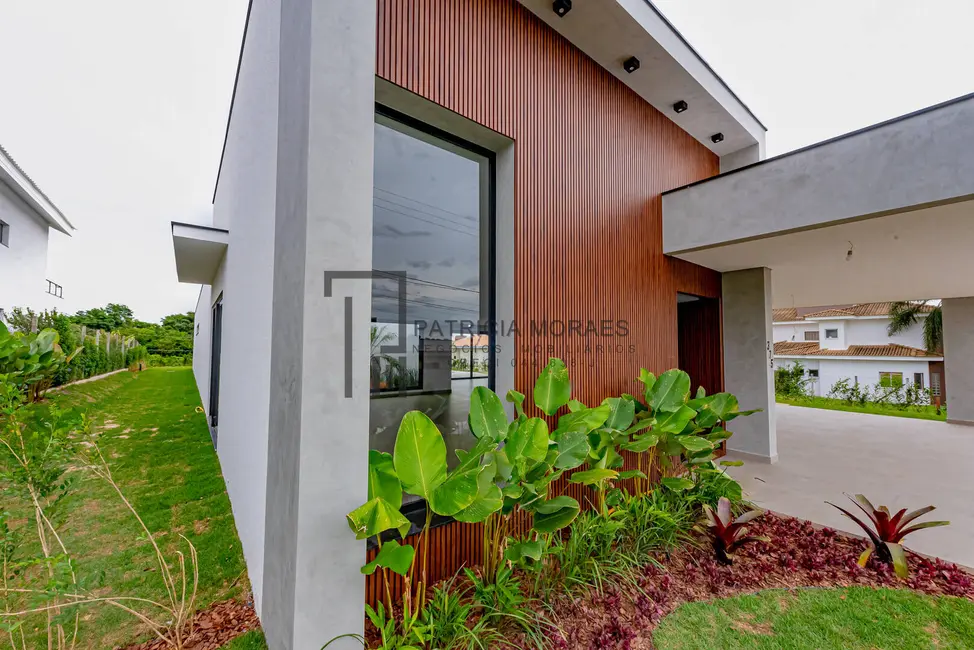 Foto 3 de Casa de Condomínio com 3 quartos à venda, 378m2 em Aracoiaba Da Serra - SP