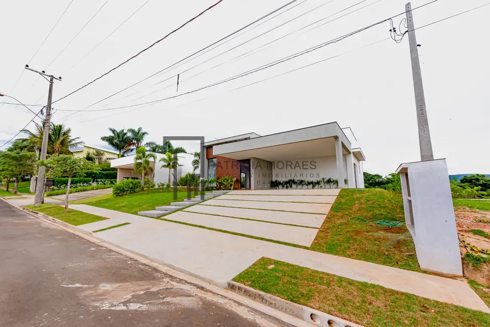 Foto 4 de Casa de Condomínio com 3 quartos à venda, 378m2 em Aracoiaba Da Serra - SP