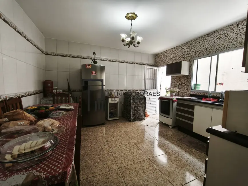 Casa com 3 quartos à venda, 179m2 em Jardim Santa Claudia, Sorocaba - SP - imagem 8 Foto 8 de Casa com 3 quartos à venda, 179m2 em Jardim Santa Claudia, Sorocaba - SP