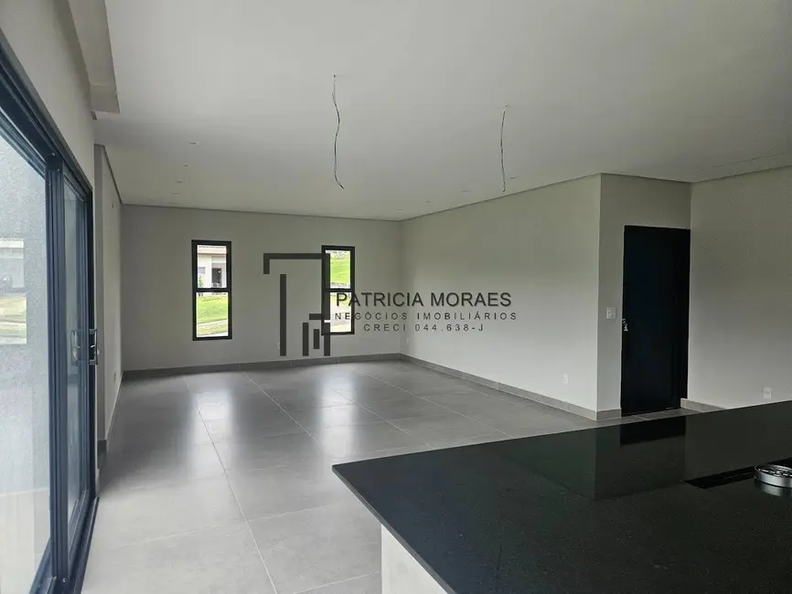 Foto 3 de Casa com 3 quartos à venda, 260m2 em Aracoiaba Da Serra - SP