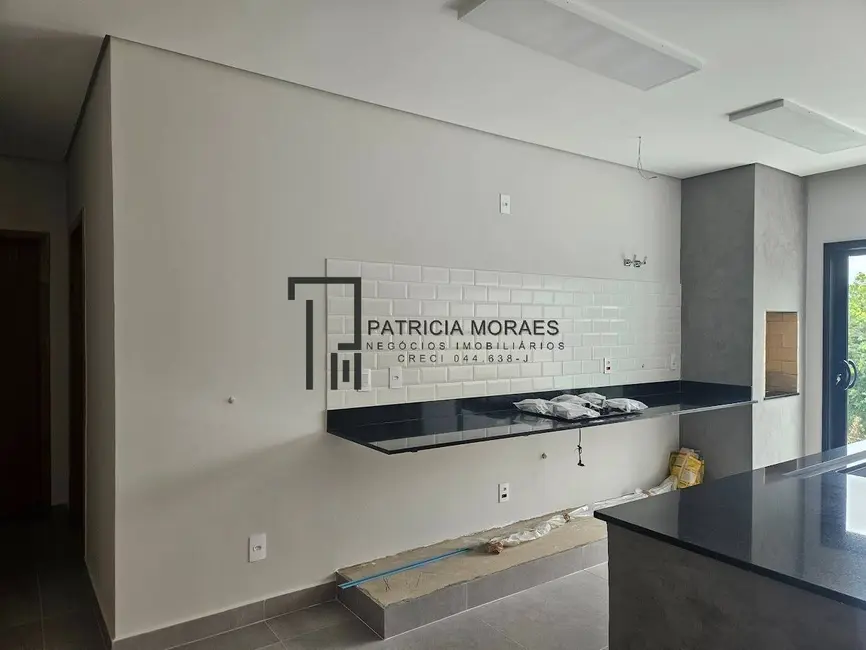 Foto 4 de Casa com 3 quartos à venda, 260m2 em Aracoiaba Da Serra - SP