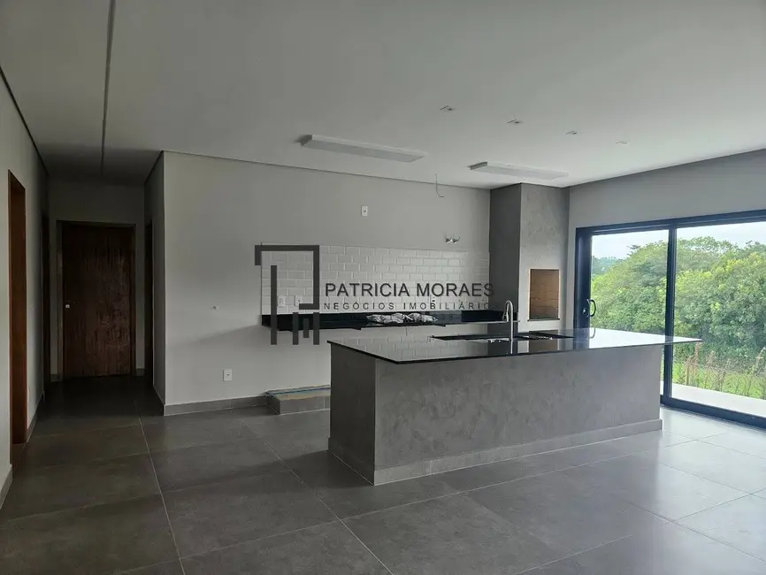 Foto 8 de Casa com 3 quartos à venda, 260m2 em Aracoiaba Da Serra - SP