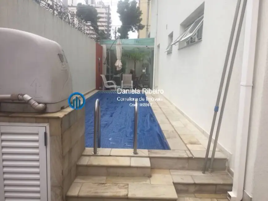 Casa com 4 quartos à venda, 300m2 em Gonzaga, Santos - SP - imagem 3 Foto 3 de Casa com 4 quartos à venda, 300m2 em Gonzaga, Santos - SP