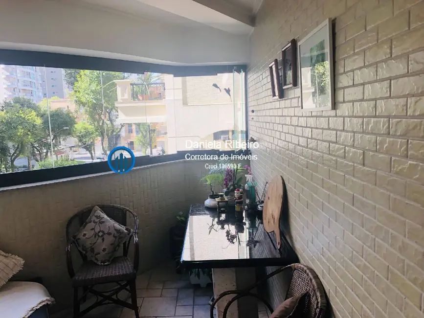 Foto 5 de Apartamento com 4 quartos à venda, 290m2 em Santos - SP