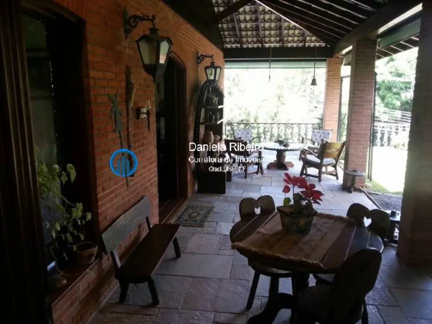 Casa com 6 quartos à venda, 400m2 em Marapé, Santos - SP - imagem 8 Foto 8 de Casa com 6 quartos à venda, 400m2 em Marapé, Santos - SP