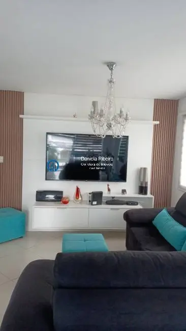 Casa com 3 quartos à venda, 170m2 em Embaré, Santos - SP - imagem 3 Foto 3 de Casa com 3 quartos à venda, 170m2 em Embaré, Santos - SP