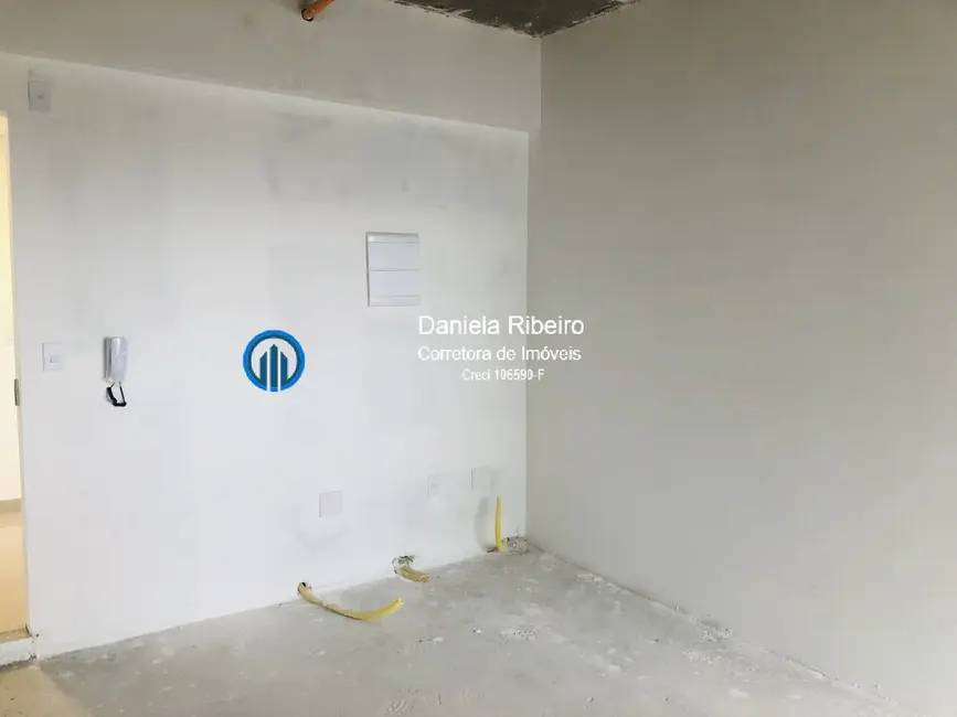 Sala Comercial para alugar, 35m2 em Ponta da Praia, Santos - SP - imagem 3 Foto 3 de Sala Comercial para alugar, 35m2 em Ponta da Praia, Santos - SP