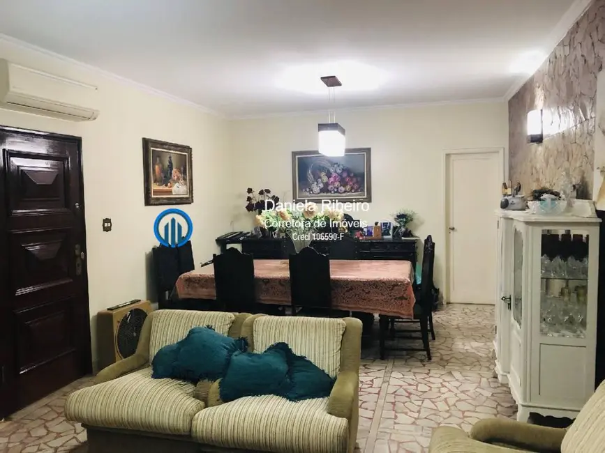 Foto 8 de Casa com 3 quartos à venda, 280m2 em Gonzaga, Santos - SP