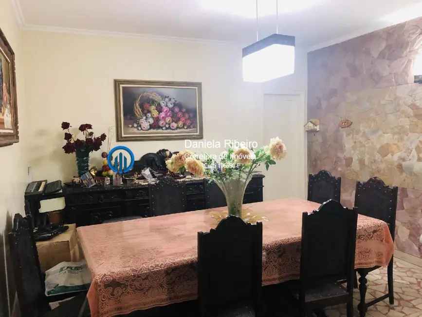 Foto 9 de Casa com 3 quartos à venda, 280m2 em Gonzaga, Santos - SP