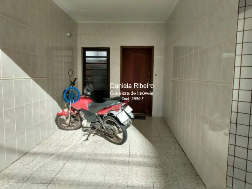 Foto 2 de Casa com 5 quartos à venda, 211m2 em Embaré, Santos - SP