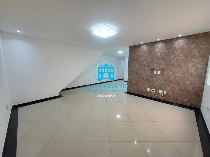 Casa com 3 quartos à venda, 220m2 em Estuário, Santos - SP - imagem 3 Foto 3 de Casa com 3 quartos à venda, 220m2 em Estuário, Santos - SP