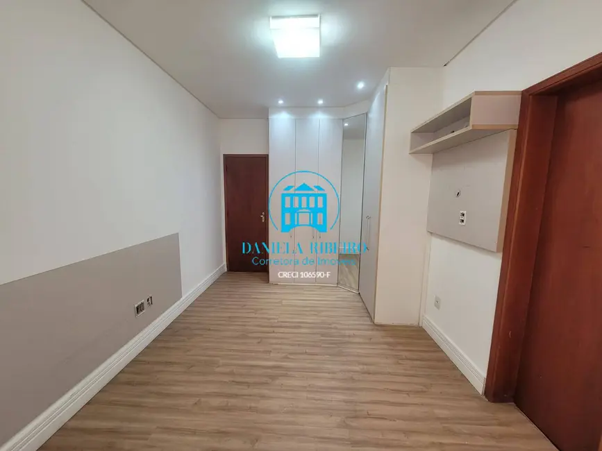 Casa com 3 quartos à venda, 220m2 em Estuário, Santos - SP - imagem 8 Foto 8 de Casa com 3 quartos à venda, 220m2 em Estuário, Santos - SP