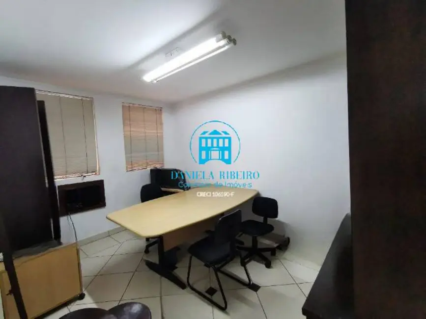 Sala Comercial para alugar, 200m2 em Centro, Santos - SP - imagem 5 Foto 5 de Sala Comercial para alugar, 200m2 em Centro, Santos - SP