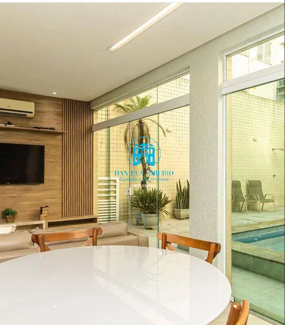 Foto 8 de Casa com 3 quartos à venda, 223m2 em Embaré, Santos - SP