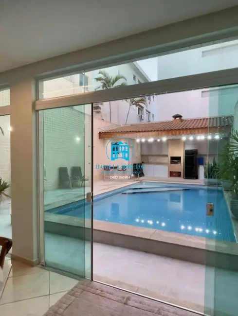 Foto 2 de Casa com 3 quartos à venda, 223m2 em Embaré, Santos - SP