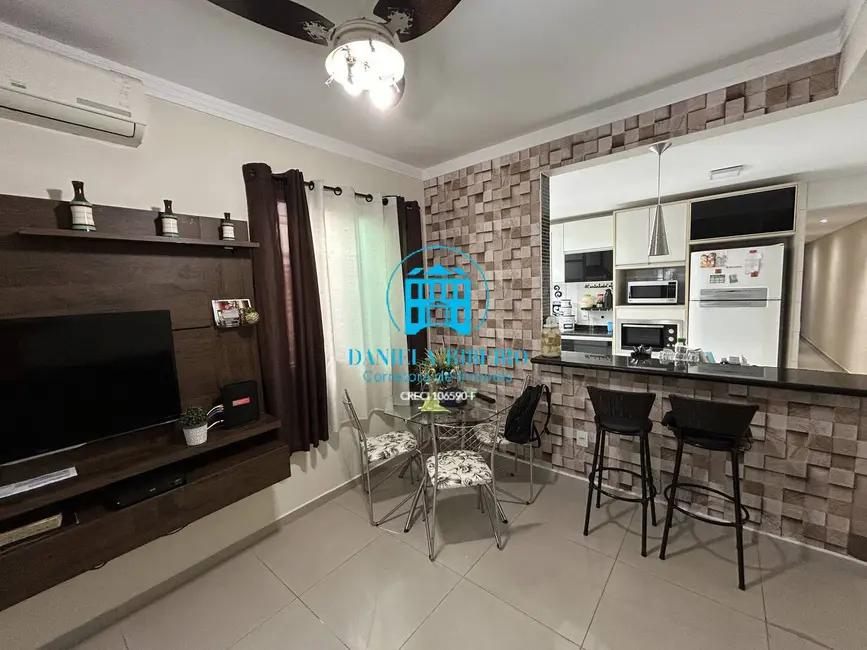 Casa com 3 quartos à venda, 67m2 em Vila Belmiro, Santos - SP - imagem 5 Foto 5 de Casa com 3 quartos à venda, 67m2 em Vila Belmiro, Santos - SP