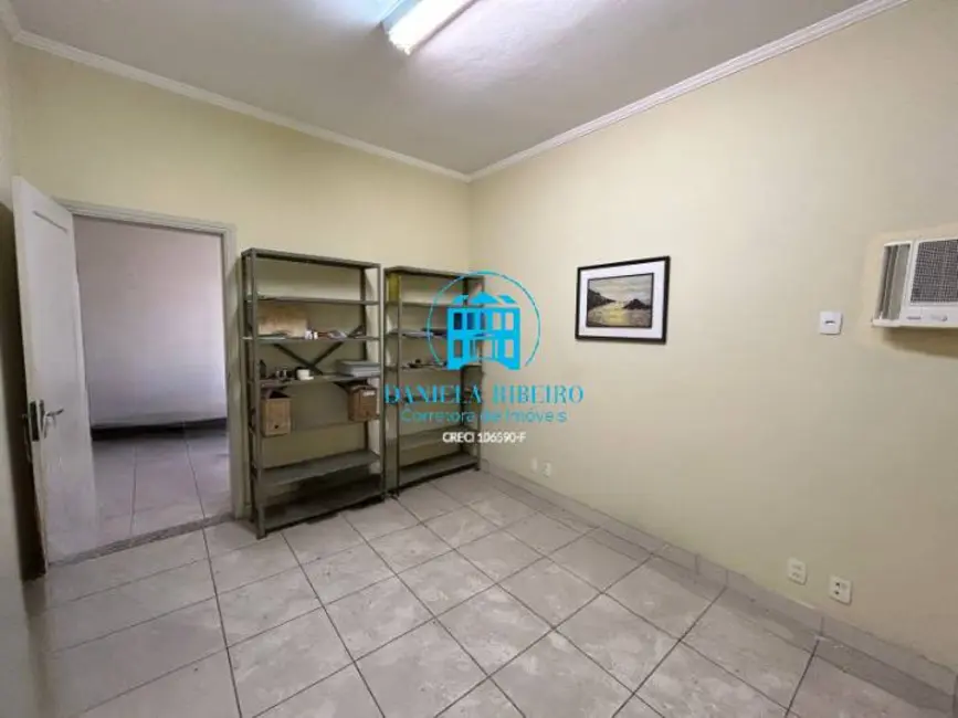 Foto 2 de Casa com 3 quartos à venda, 90m2 em Vila Mathias, Santos - SP
