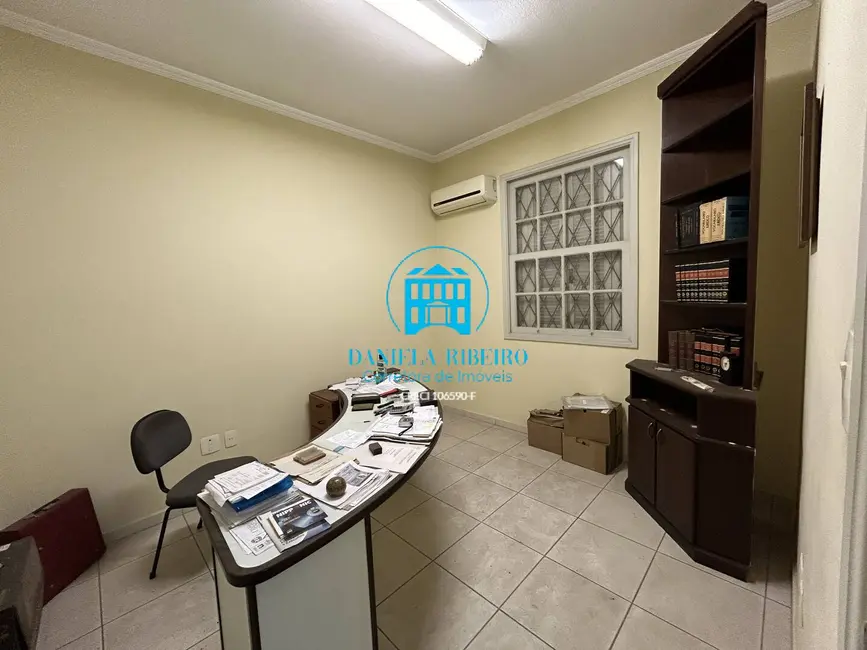 Casa com 3 quartos à venda, 90m2 em Vila Mathias, Santos - SP - imagem 3 Foto 3 de Casa com 3 quartos à venda, 90m2 em Vila Mathias, Santos - SP