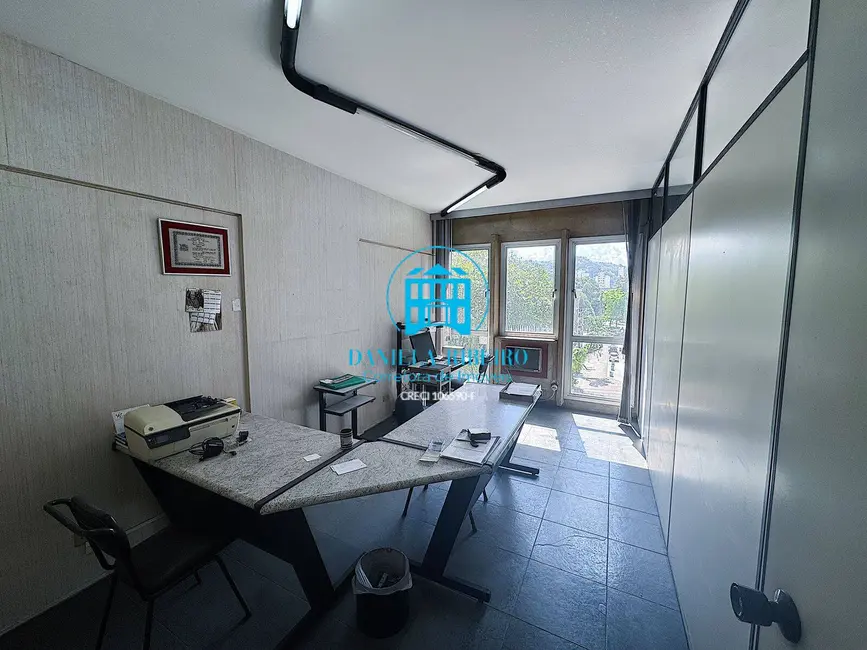 Foto 2 de Sala Comercial à venda, 110m2 em Centro, Santos - SP