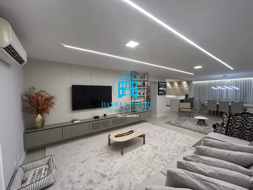 Apartamento com 3 quartos à venda, 208m2 em Boqueirão, Santos - SP - imagem 4 Foto 4 de Apartamento com 3 quartos à venda, 208m2 em Boqueirão, Santos - SP