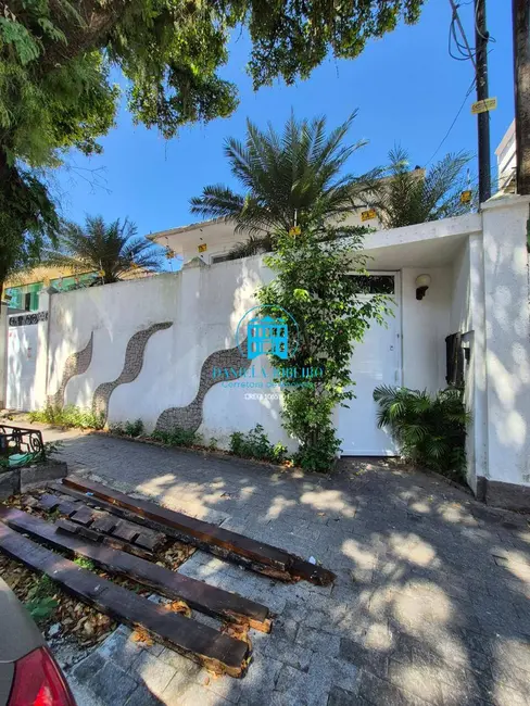 Foto 1 de Casa com 5 quartos à venda e para alugar, 342m2 em Boqueirão, Santos - SP