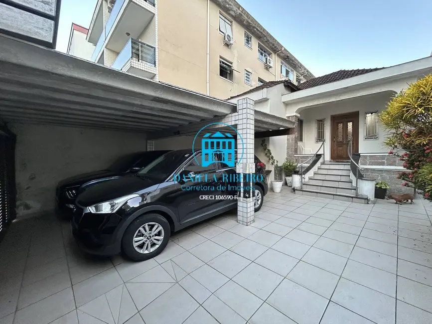 Foto 1 de Casa com 4 quartos à venda, 475m2 em Gonzaga, Santos - SP