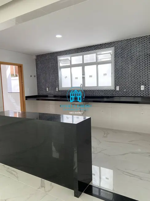 Foto 7 de Casa com 3 quartos à venda, 125m2 em Ponta da Praia, Santos - SP